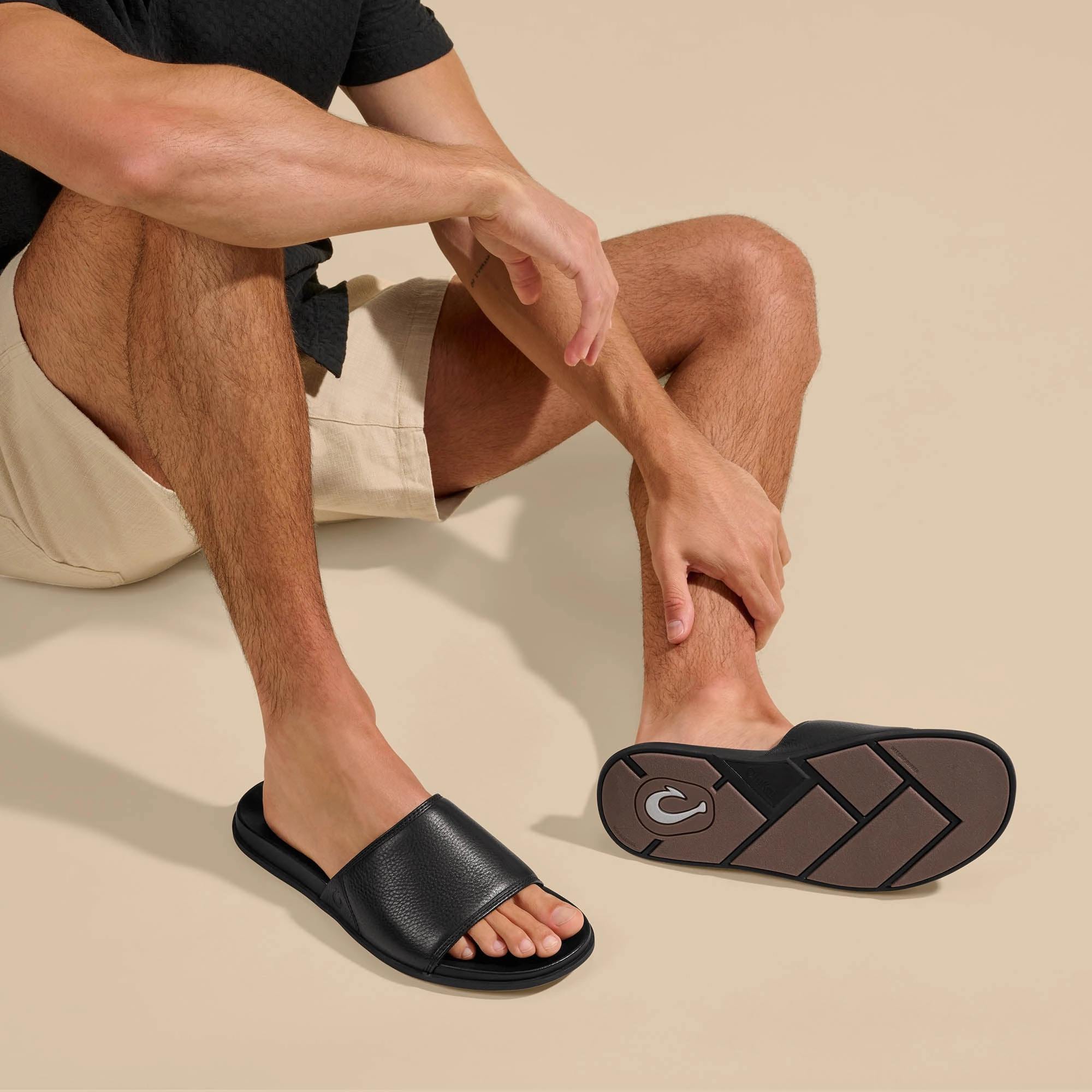‘Ōlali Slide - Black / Black