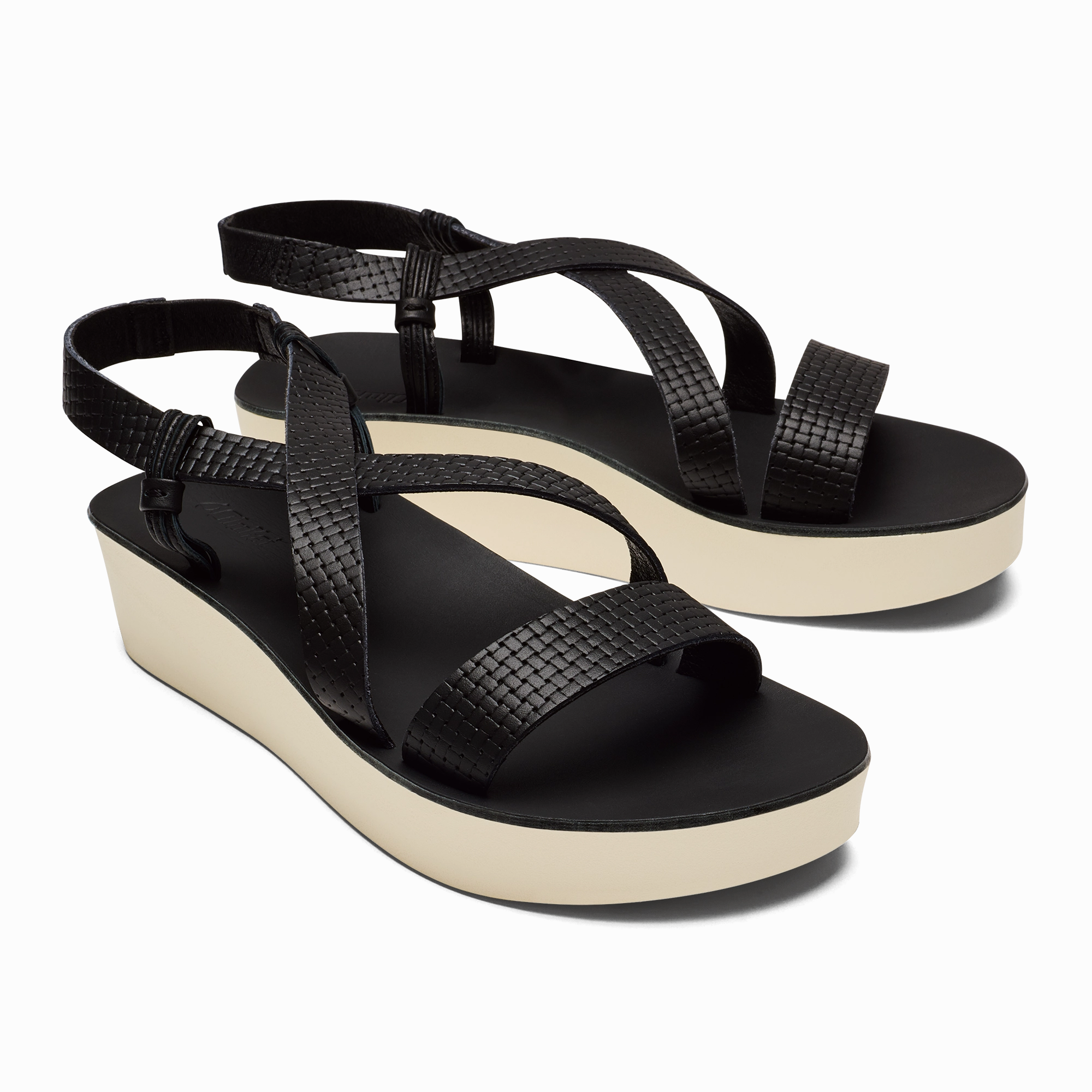 ‘Ōnohi Strappy - Black / White Sand