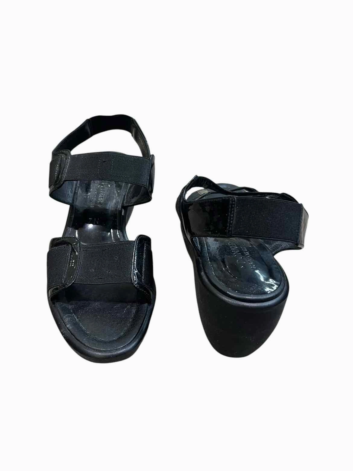 Donald J. Pliner Black Size 7 Sandals