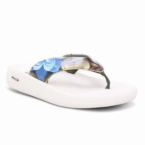 Leap7x Green Casual Flip-Flop For Women NITWALK-L3 By Liberty