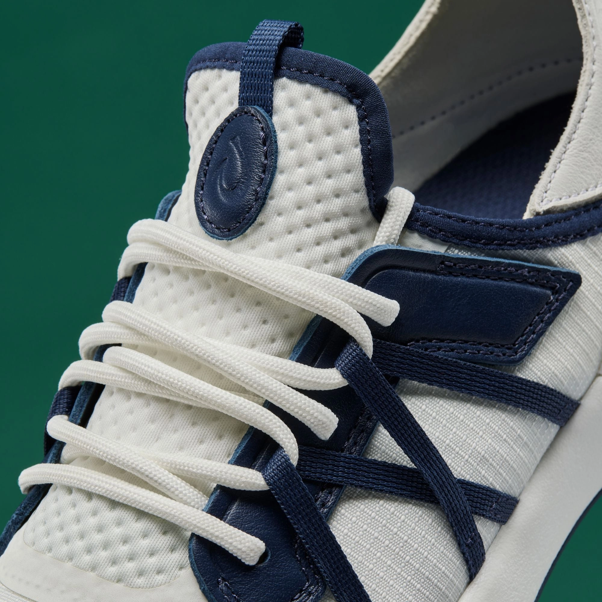 Manele - Bright White / Mood Indigo