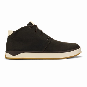 Olukai Men's Papakū Waxed Canvas Chukka Boots