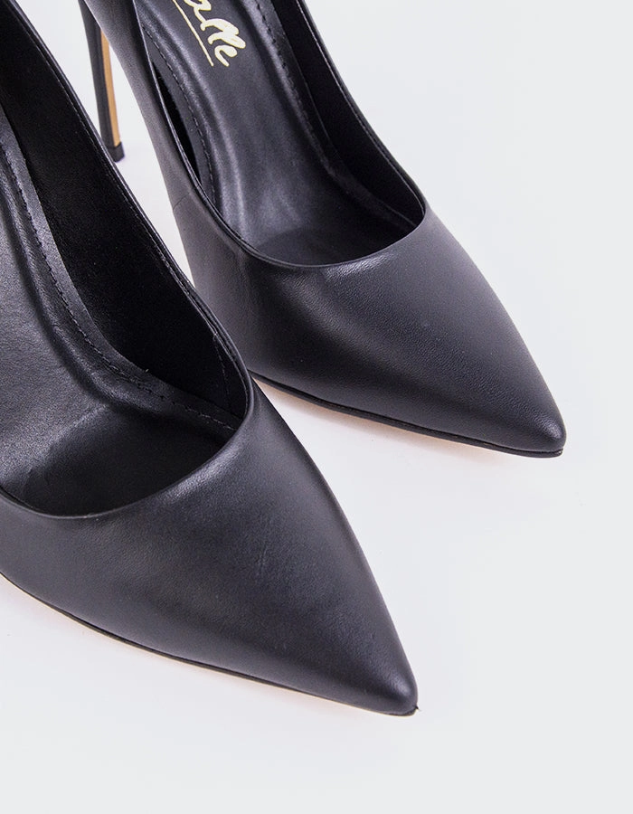 Teeva Black Leather