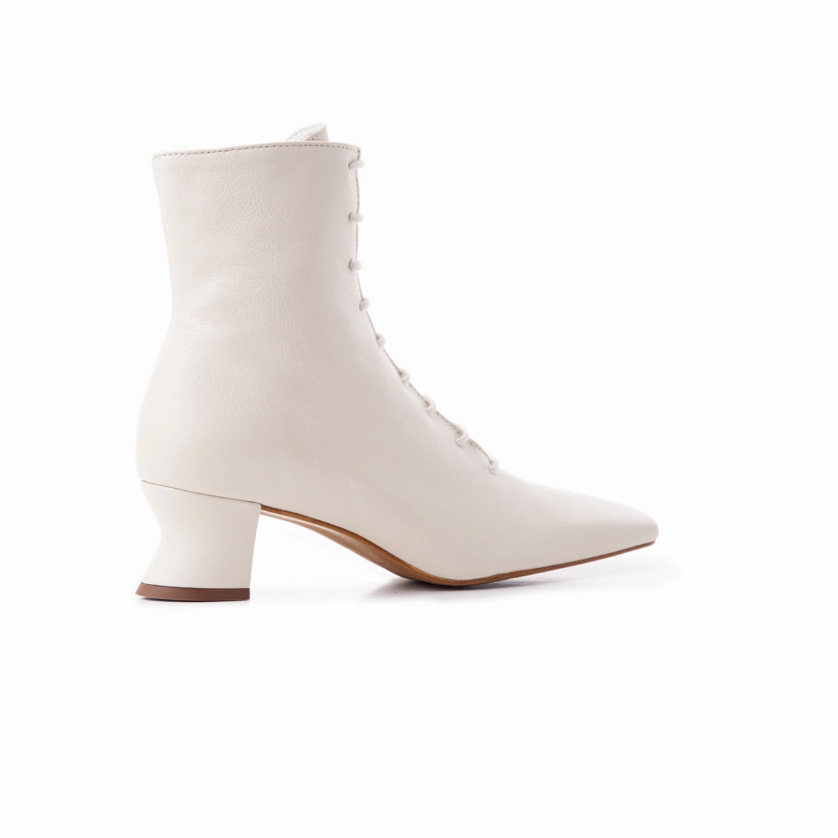 Trafalgar Off White Leather