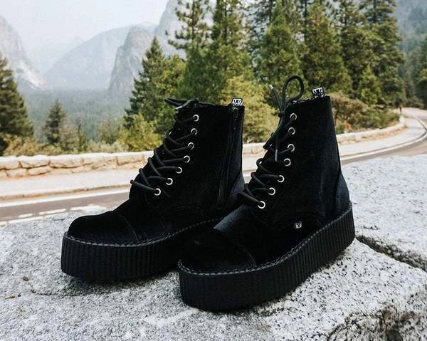 TUK V9758L Black Velvet 7-Eye Viva Mondo Boot